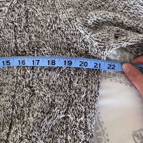 Madison Lilly Serra Cable Knit Cardigan Brown & Tan Size Small - Picture 6 of 8